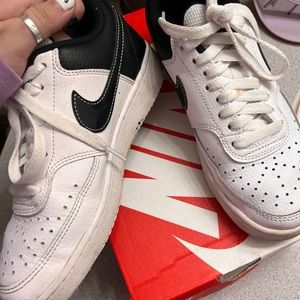 Women’s Nike court vision lows